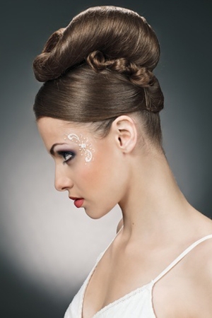 Keep Your Hair Looking Perfect at Friso Hair Salon in Hale